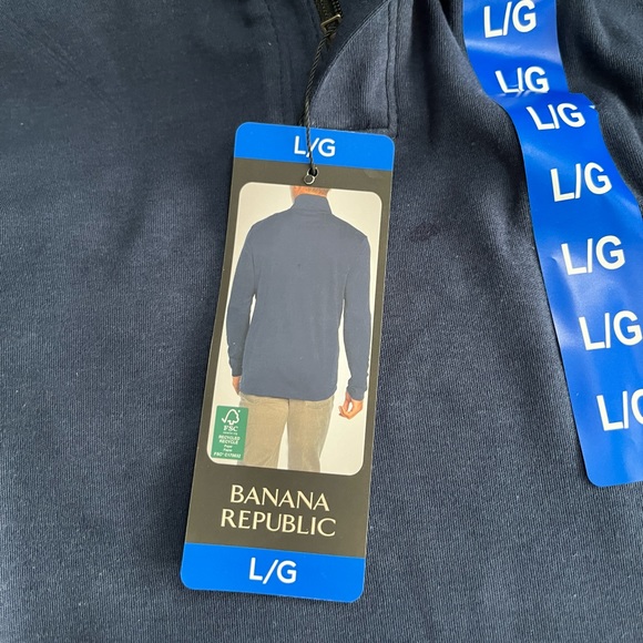 NWT - Banana Republic Men’s 1/4 Zip Sweater - Size L - Picture 10 of 12